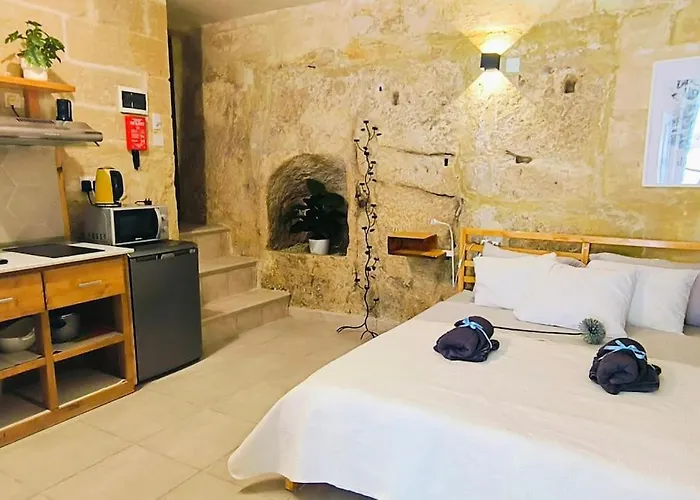 Апартаменты Charming And Authentic In Cospicua
